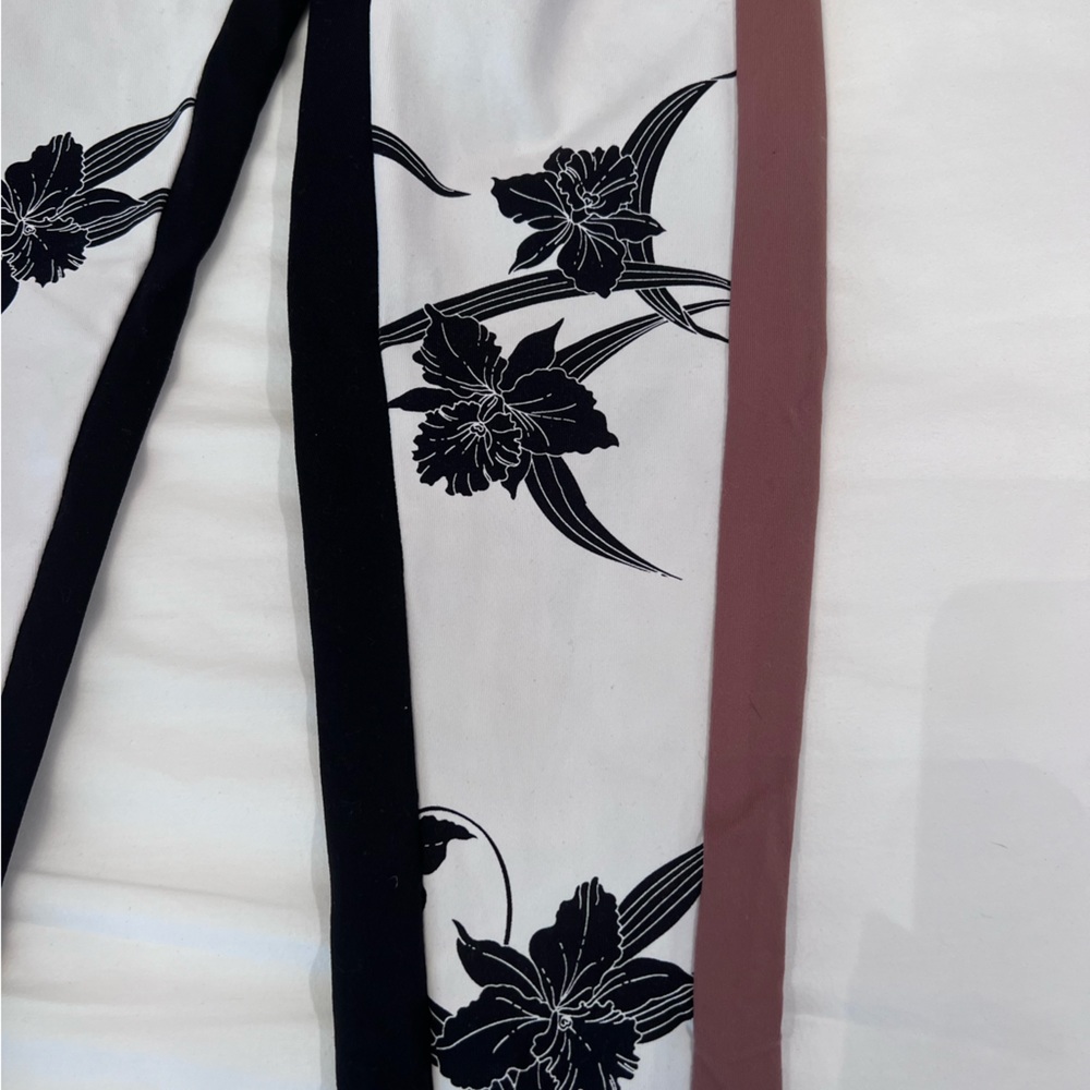 Indah body leggings